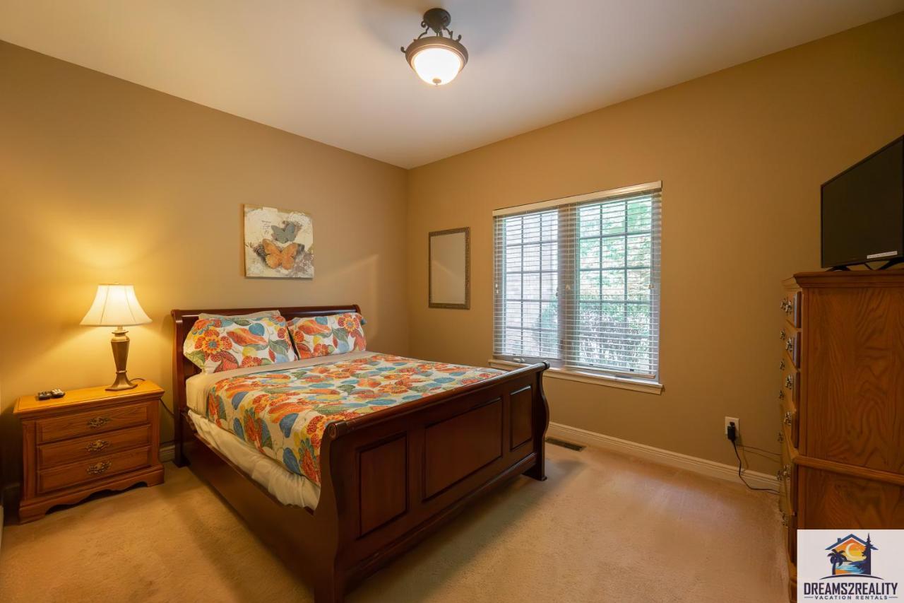 4Br Walk-In - Foosball Table - Hot Tub - Fire Pit - Free Tickets Included - Dv166 Branson Exterior photo